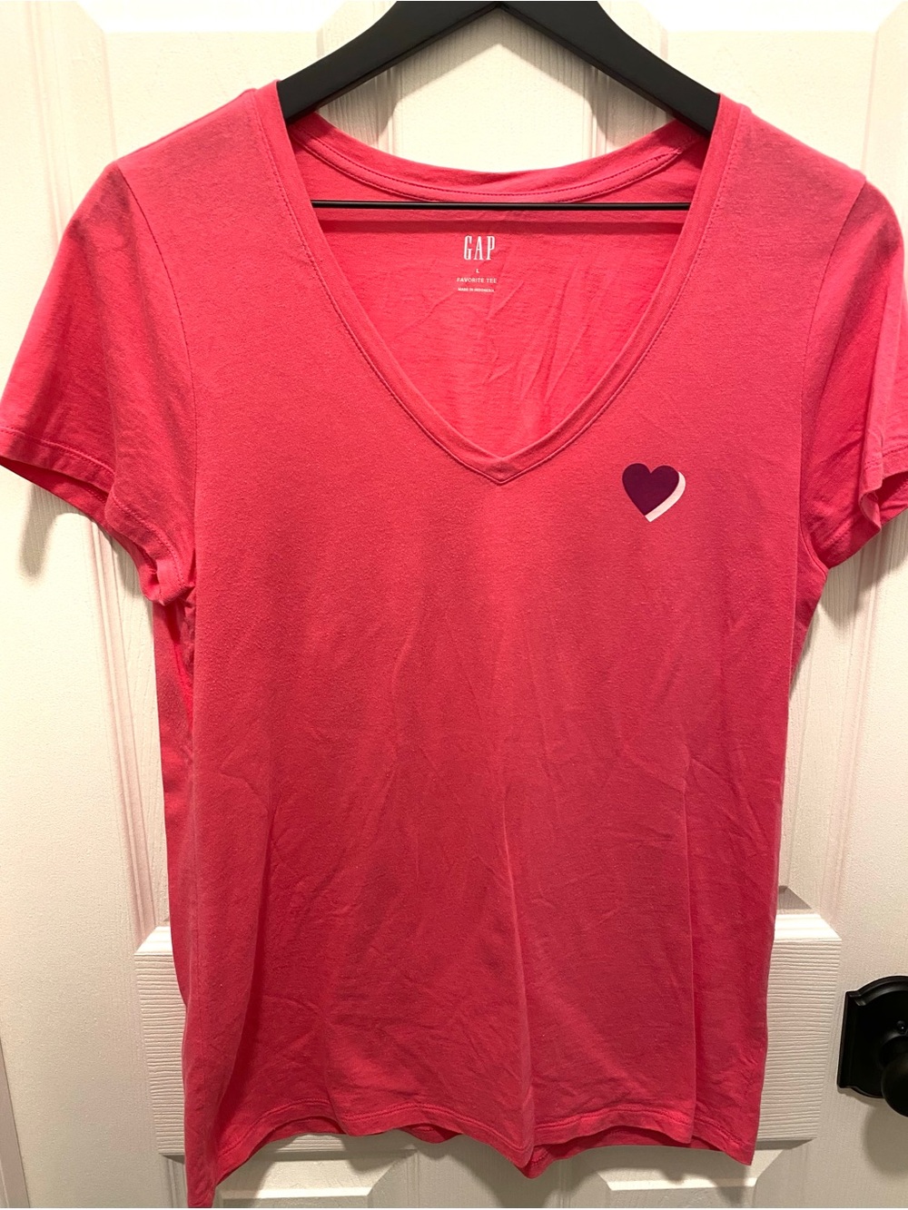 GAP Pink V-Neck Short Sleeve Tee with Small Heart